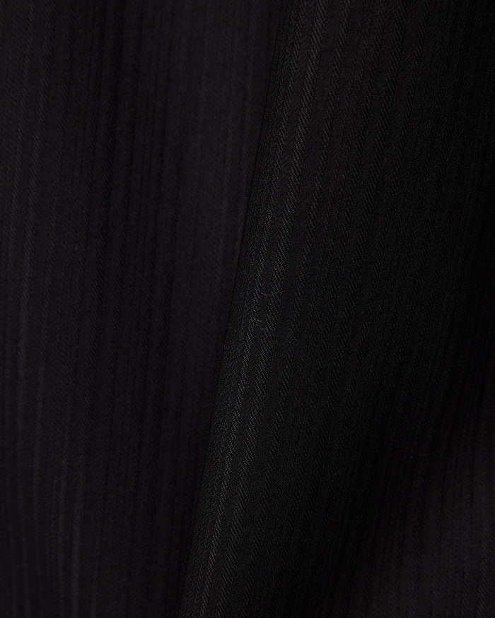 18303