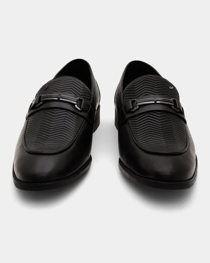 Black Textured Slip On Shoes - Apron