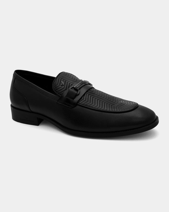 Black Textured Slip On Shoes - Apron