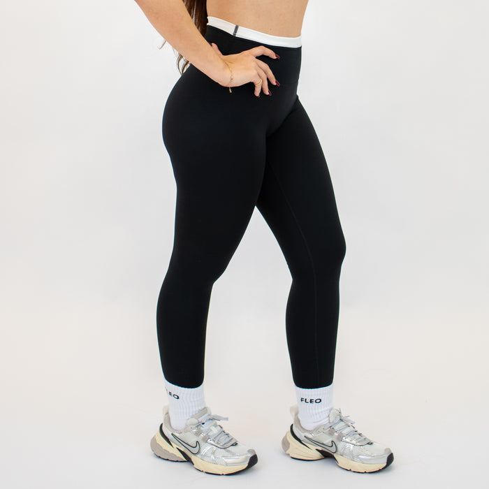 Black + White Contrast Core Legging 25" - No Front Seam - High Rise by FLEO - 2
