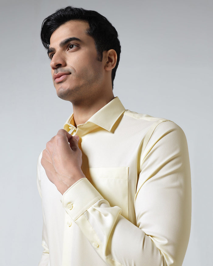 Cream Non Iron Textured Shirt - P31