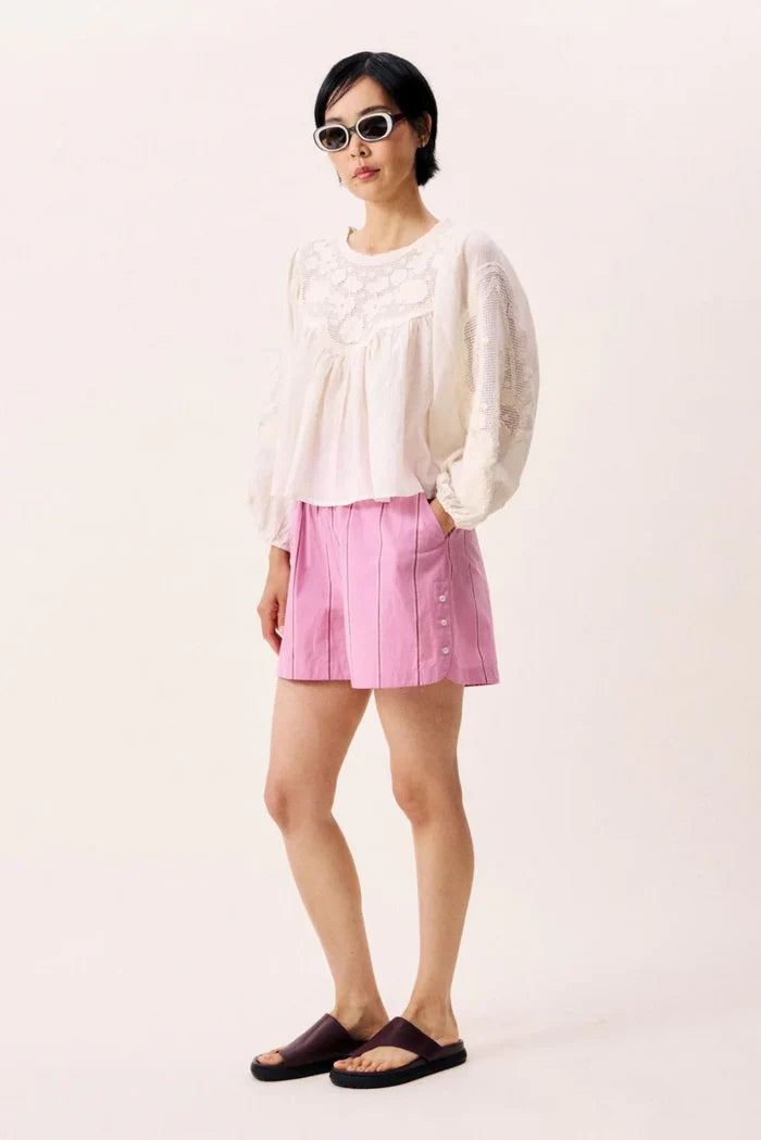 Eurybia Short