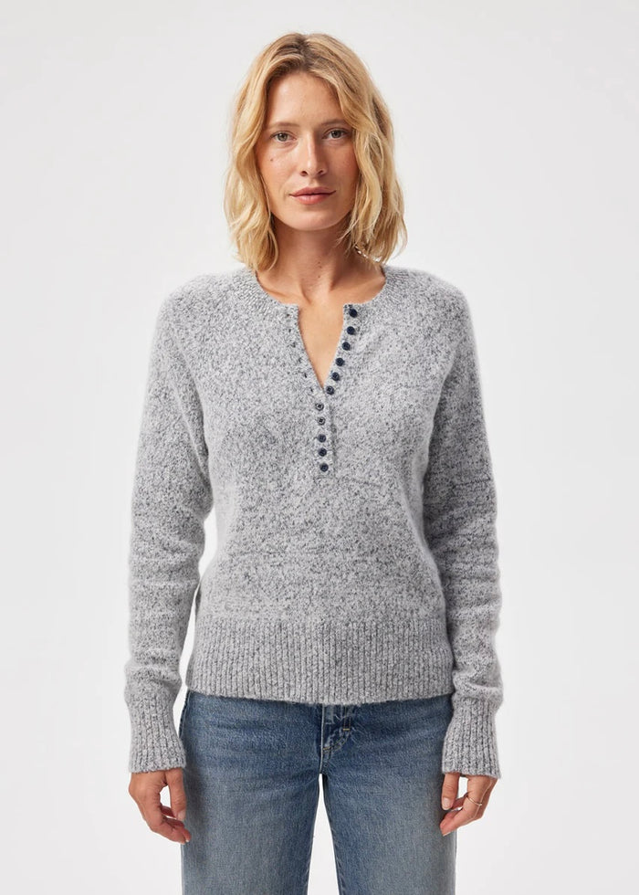 Julianna Henley Sweater (Frost)
