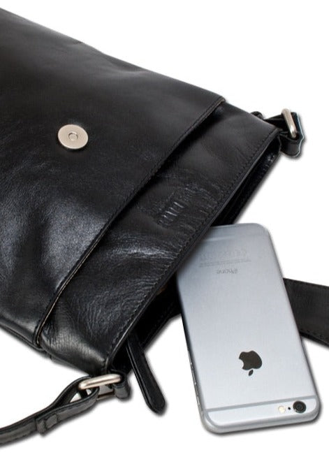 Lee River Leather Torc Bag | Black
