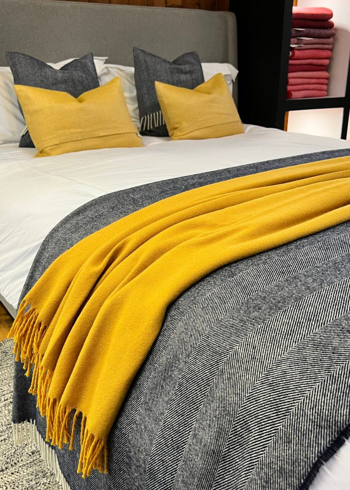 McNutt Supersoft Blanket | Golden Sun Reversible