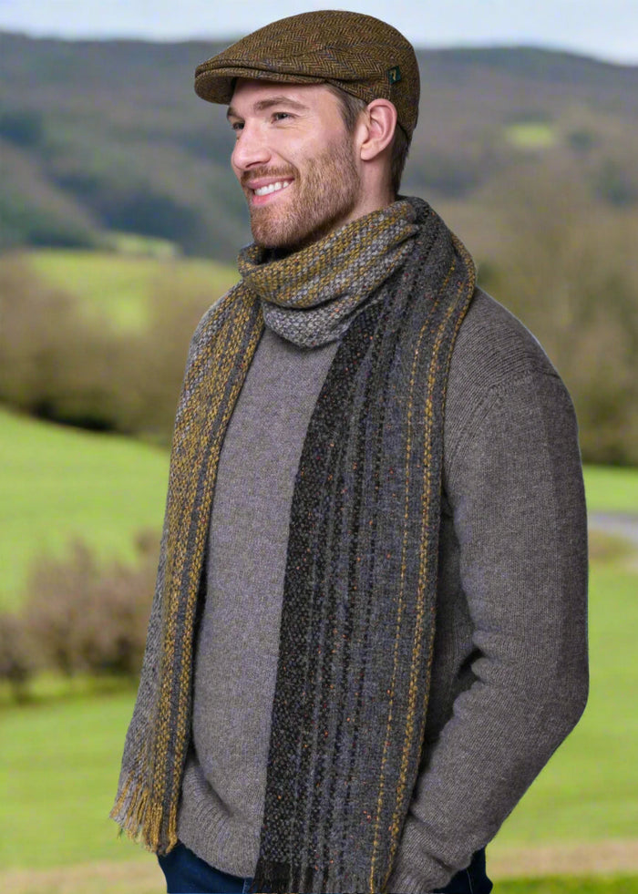 Mucros Islander Scarf | Grey Brown
