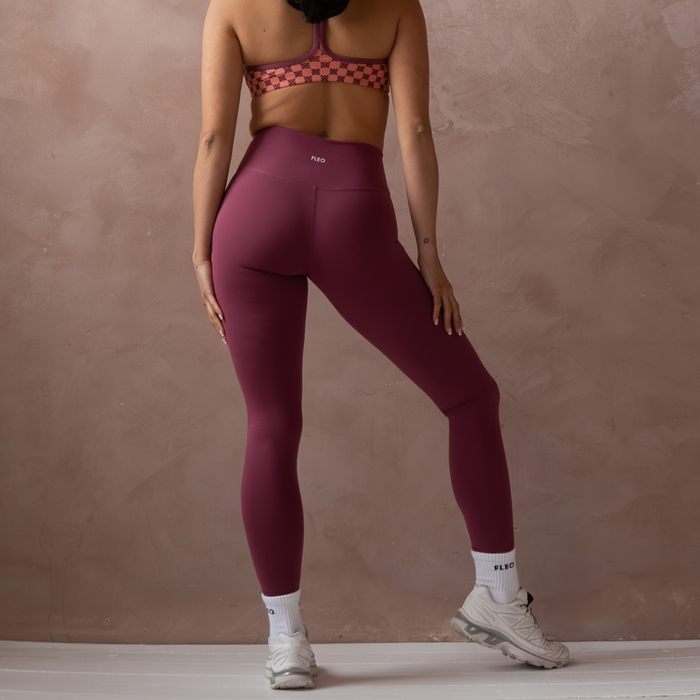 Nocturne Pulse Legging 25"- No Front Seam - High Rise by FLEO - 4