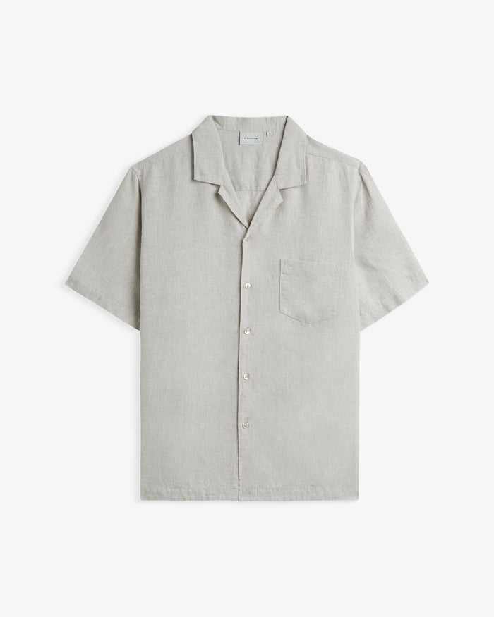The Holiday Linen SS Shirt in natural — front view against a white background