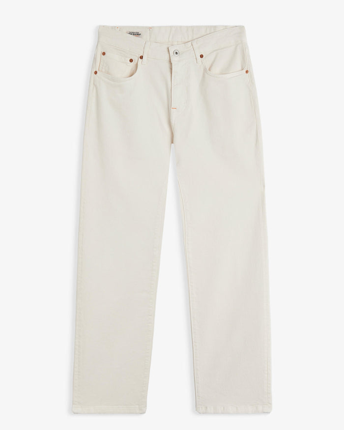 The Jeans Relaxed Straight Fit in ecru — front view against a white background